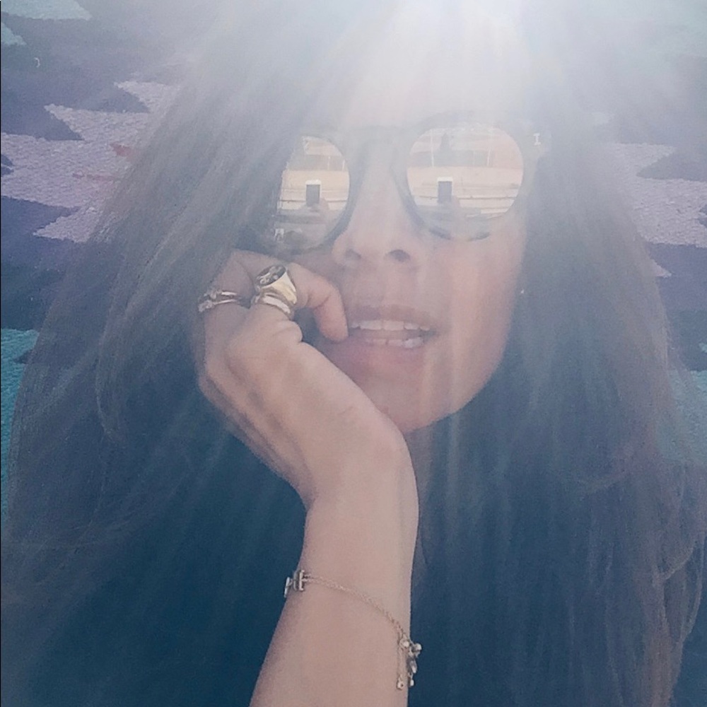 Meet your Posher, Alexandra